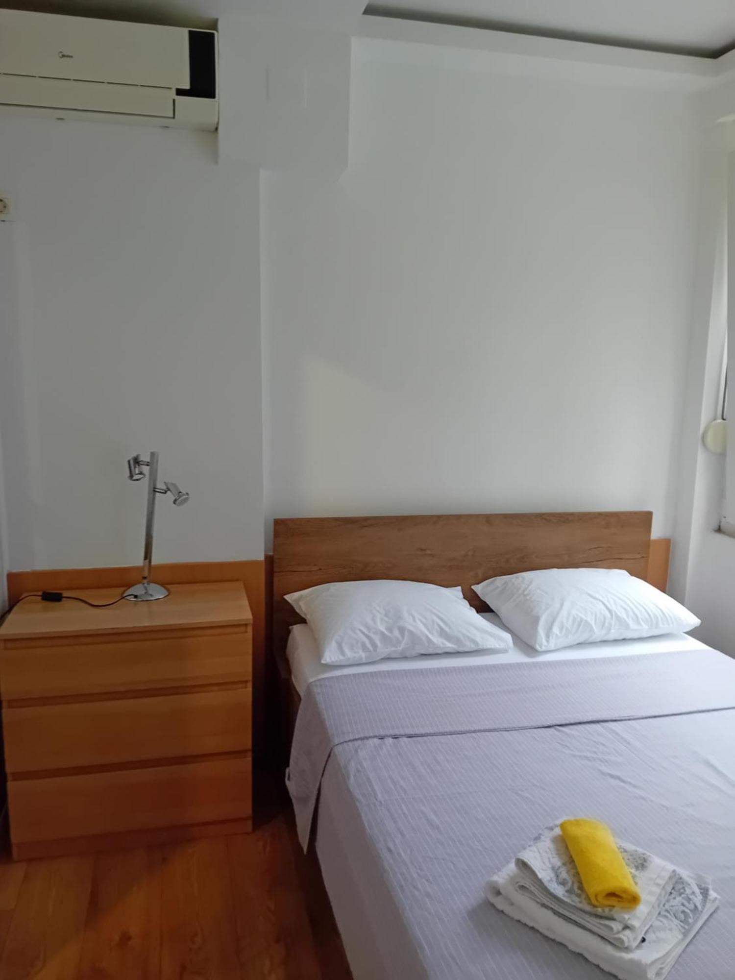 Apartman,,Siv,, Prijevor بودفا المظهر الخارجي الصورة